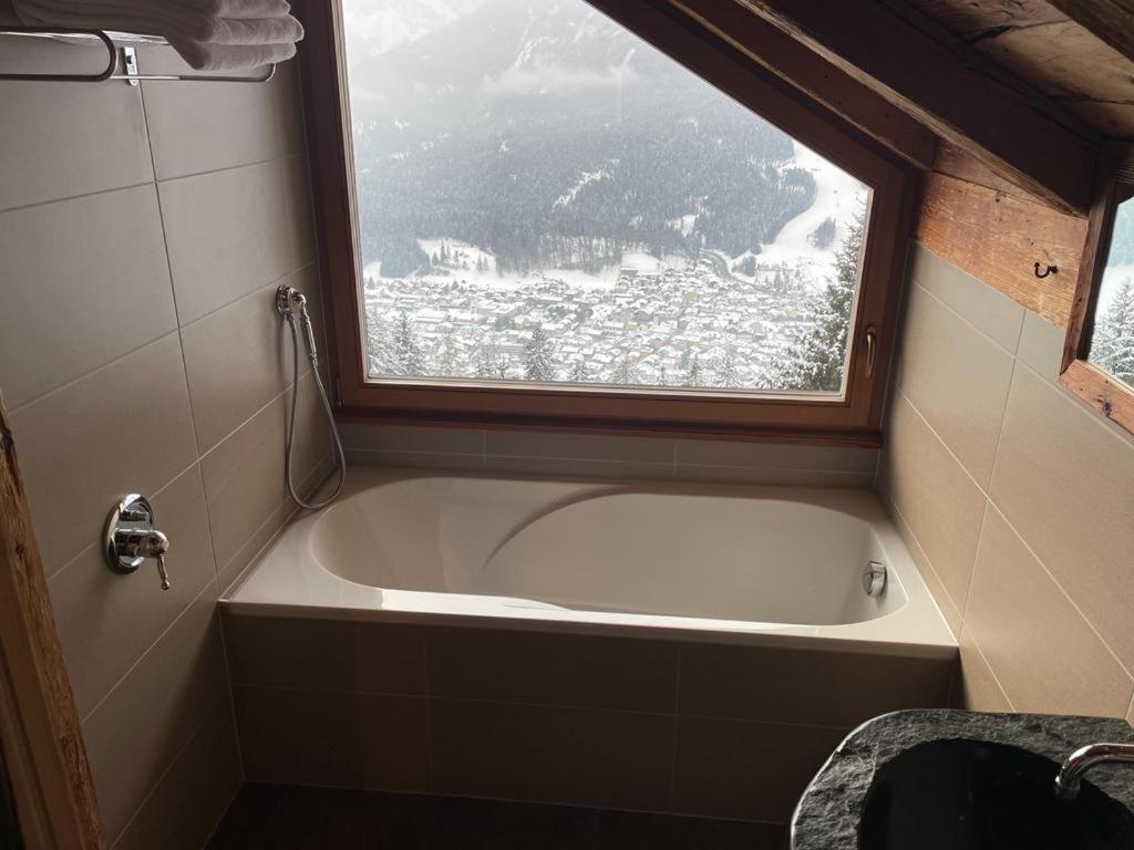 Glinzhof Mountain Natur Resort Agriturismo San Candido Ngoại thất bức ảnh