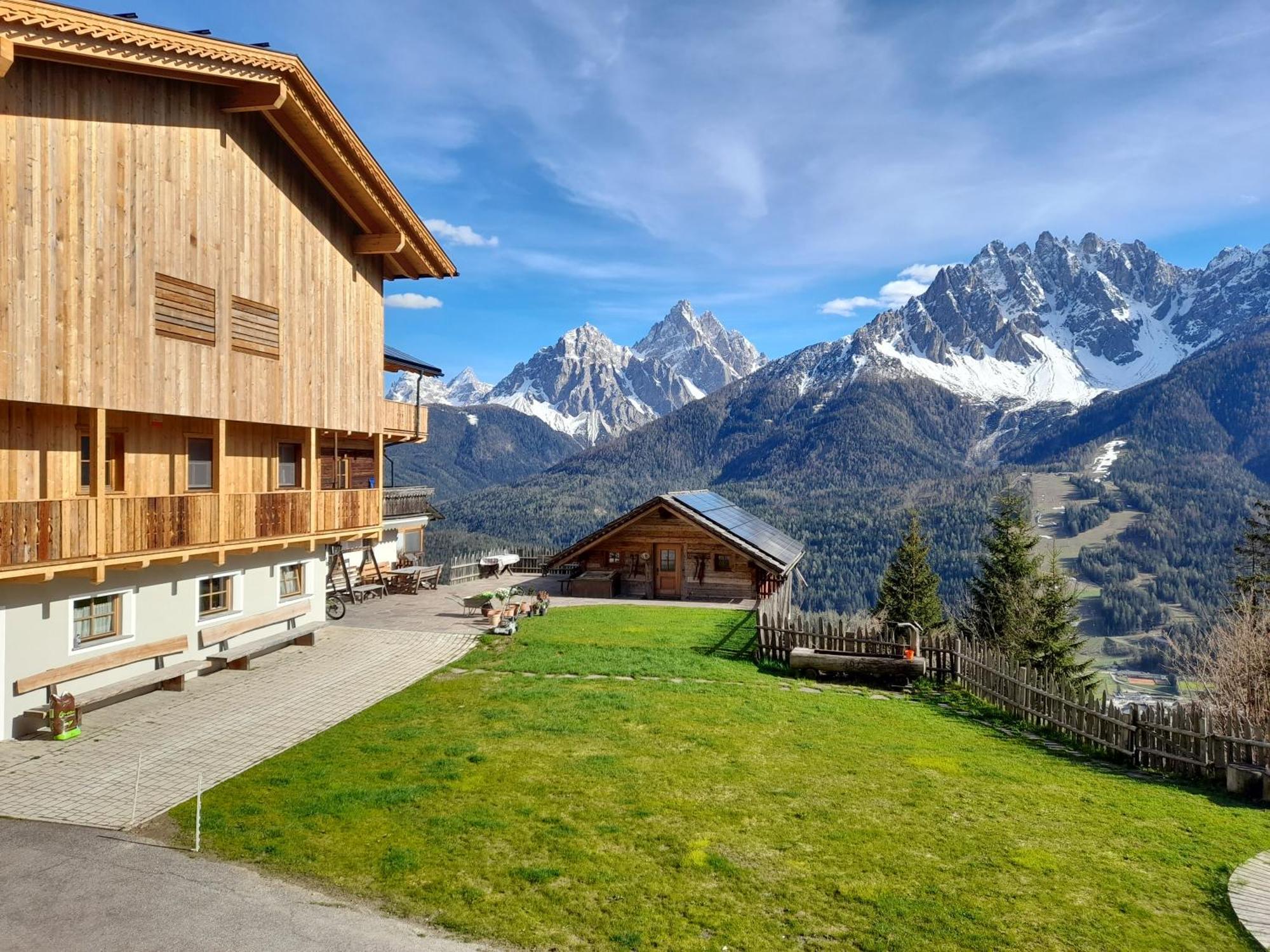 Glinzhof Mountain Natur Resort Agriturismo San Candido Ngoại thất bức ảnh