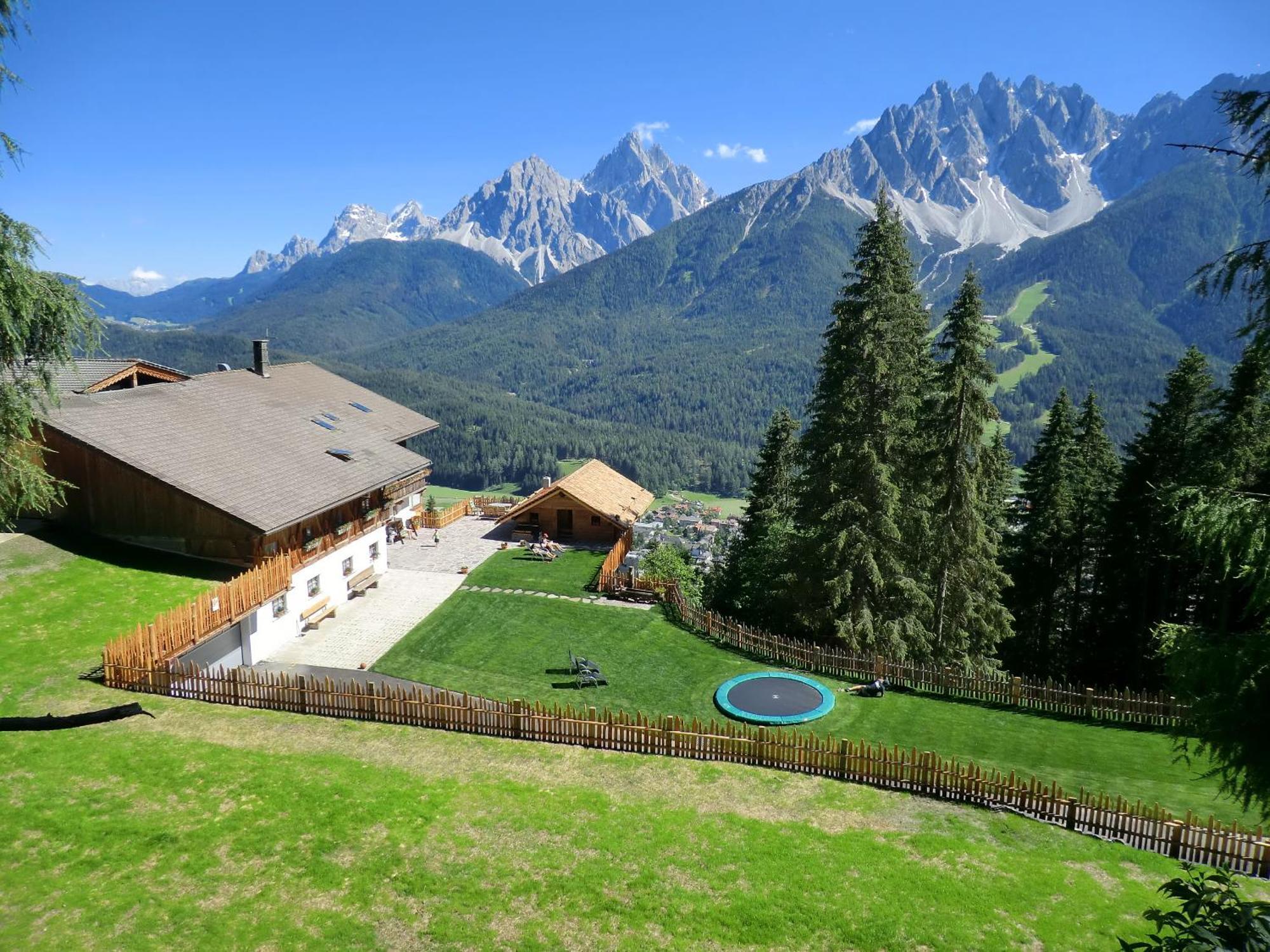 Glinzhof Mountain Natur Resort Agriturismo San Candido Ngoại thất bức ảnh