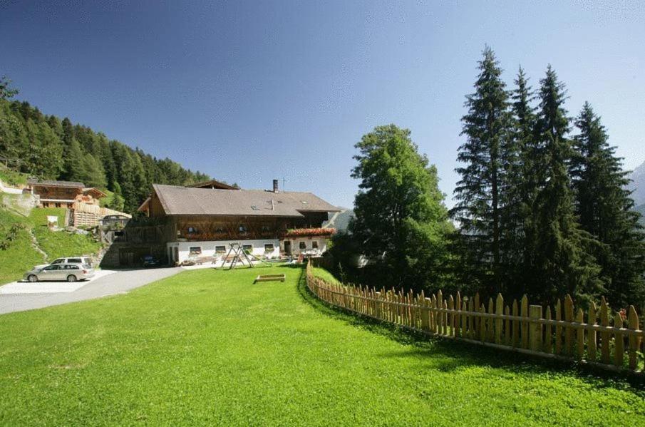 Glinzhof Mountain Natur Resort Agriturismo San Candido Ngoại thất bức ảnh